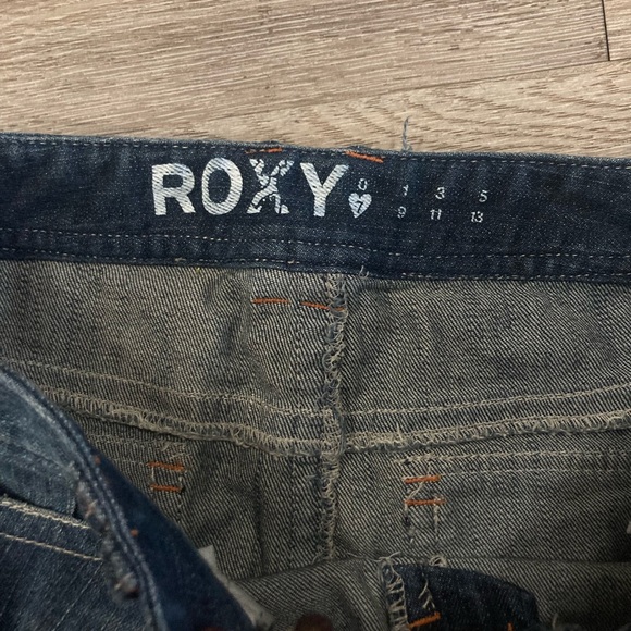 *NWT* Roxy Y2K micro mini jean skirt - Picture 2 of 3